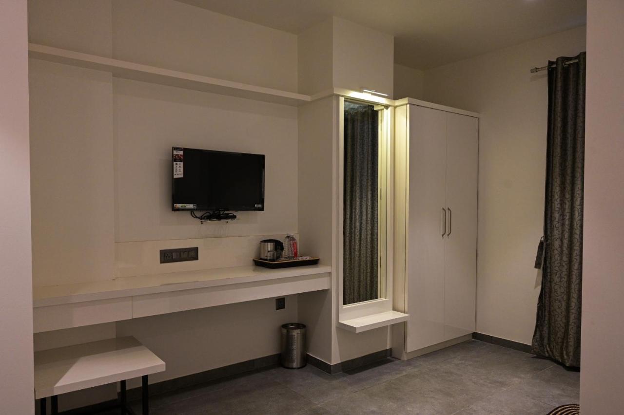 Hotel My Home Residency Nashik Eksteriør billede
